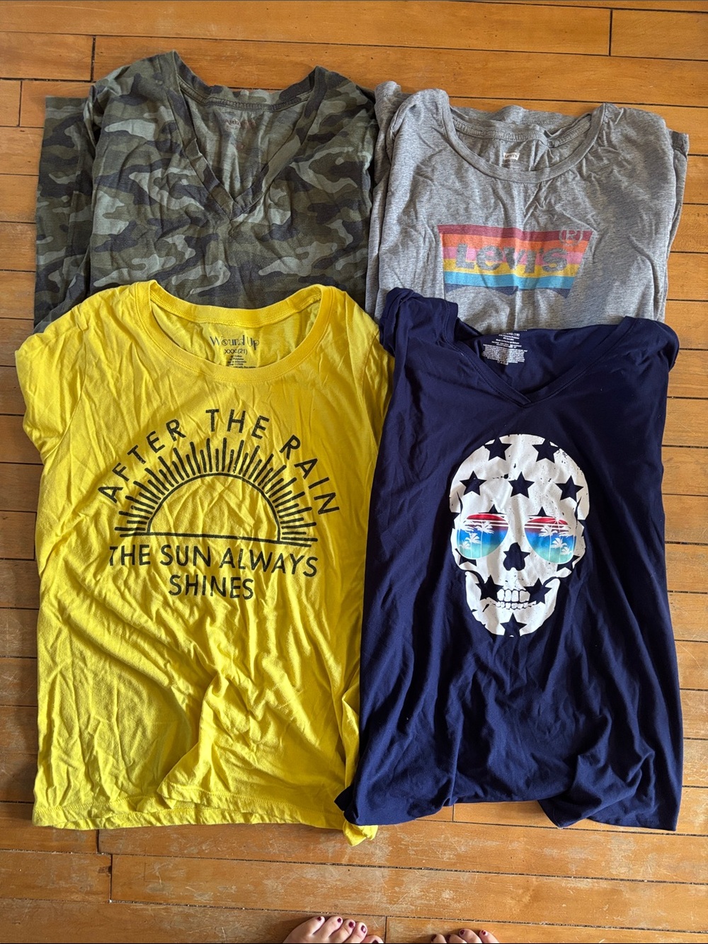 4 women's graphic tee shirts